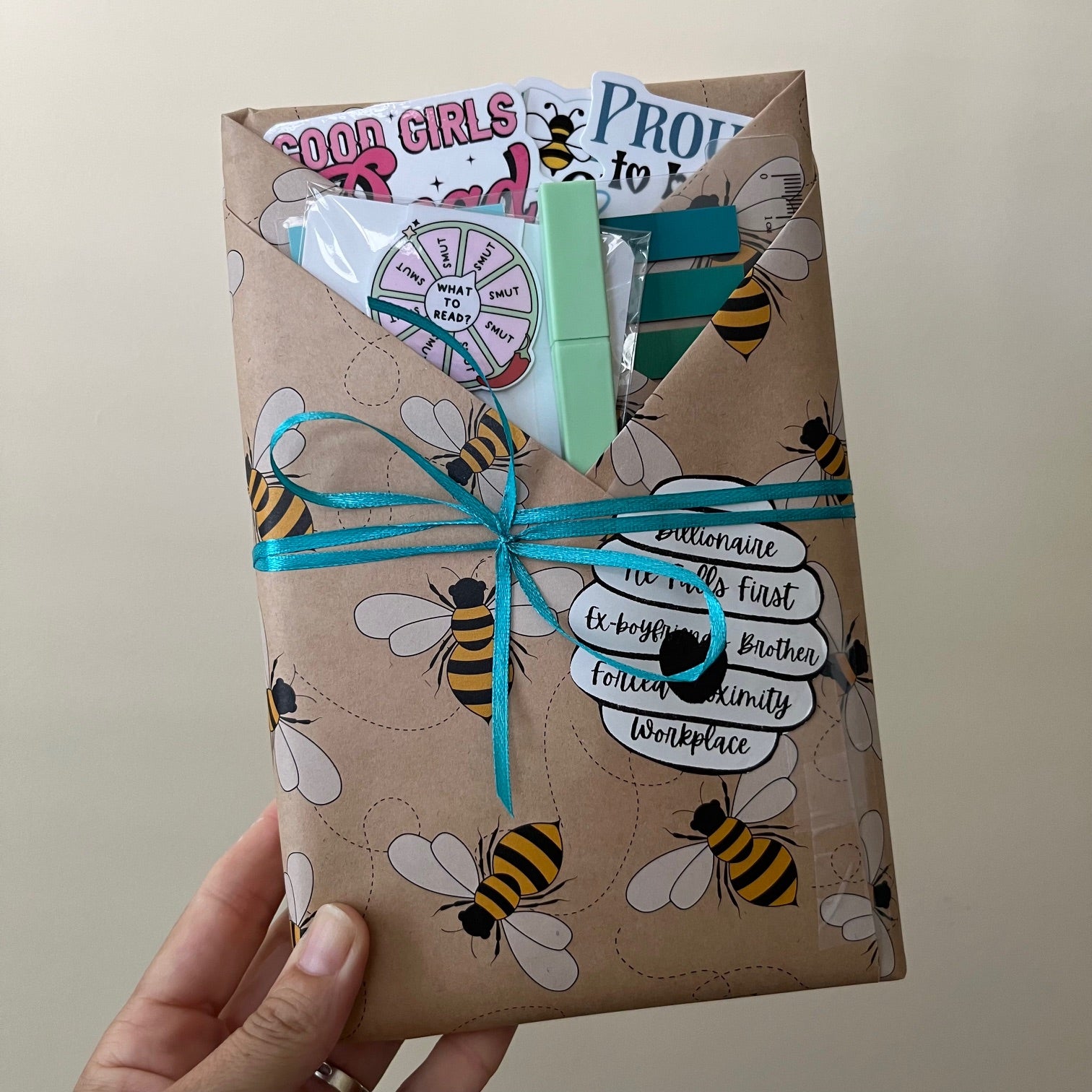 Blind Date with a Book | Billionaire, He Falls First, Workplace