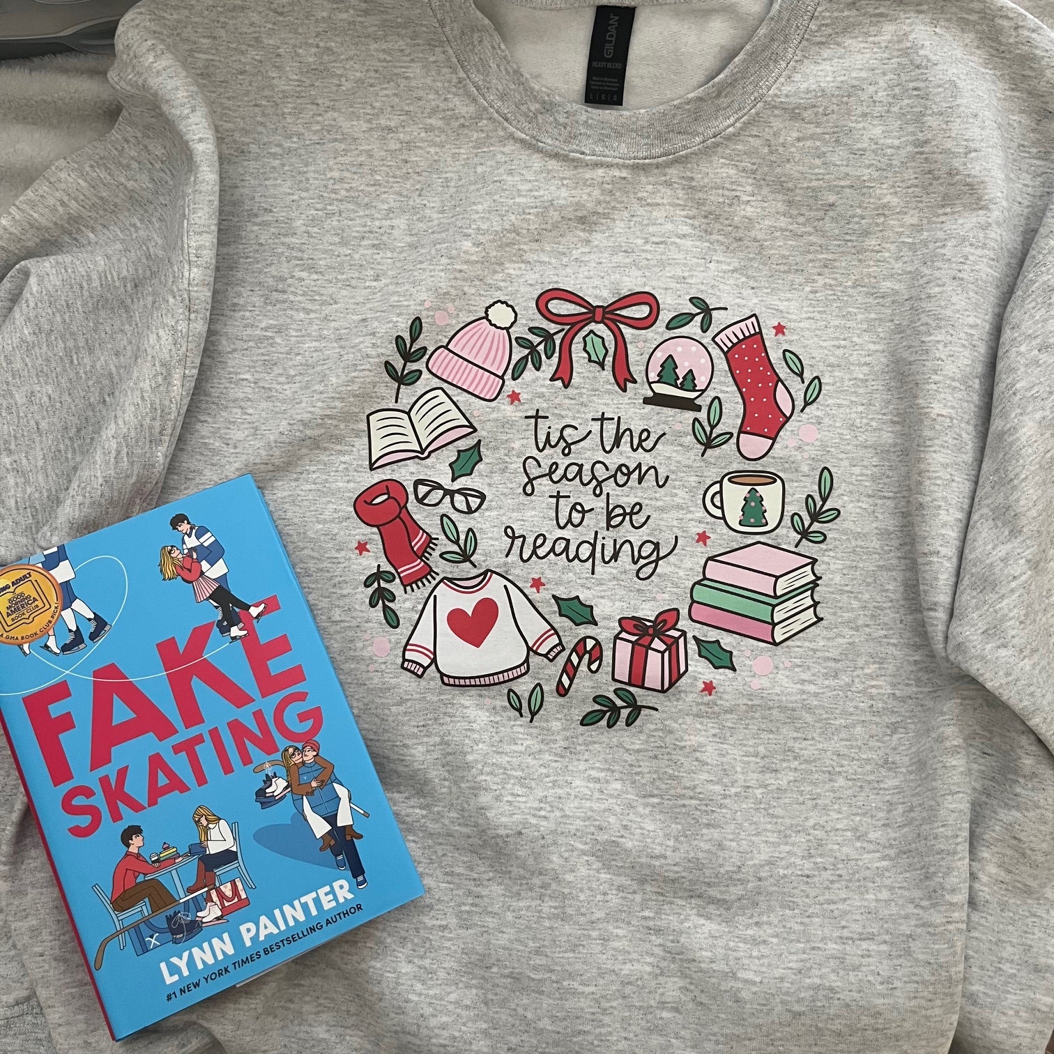 Tis The Season to Be Reading Sweatshirt (Ash)